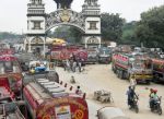 नेपाल में खाद्य सामग्रियों और ईंधन की गंभीर कमी से कुपोषण का खतरा