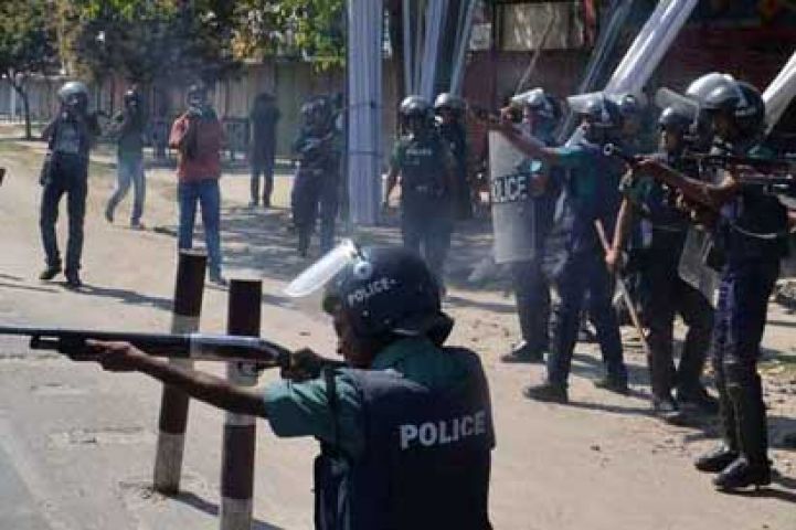 मुठभेड़ में पुलिस ने दी 2 आतंकियों को मौत