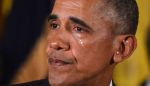 भावुक हुए ओबामा, लोगों ने की 4 ईयर्स मोर की मांग