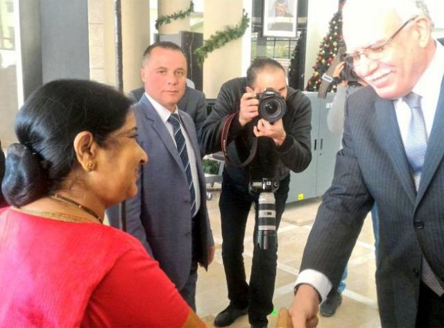 सुषमा स्वराज ने की फलस्तीन के विदेश मंत्री से मुलाकात
