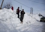 रोमानिया में जमकर हिमपात, -18 डिग्री तक लुढ़क सकता है पारा