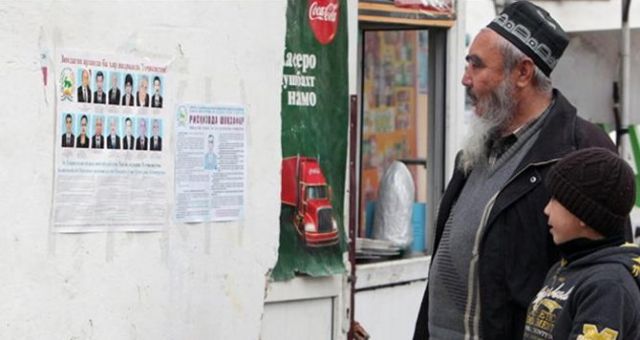 ताजिकिस्तान में 13 हजार पुरुषों की दाढ़ी कटवाई