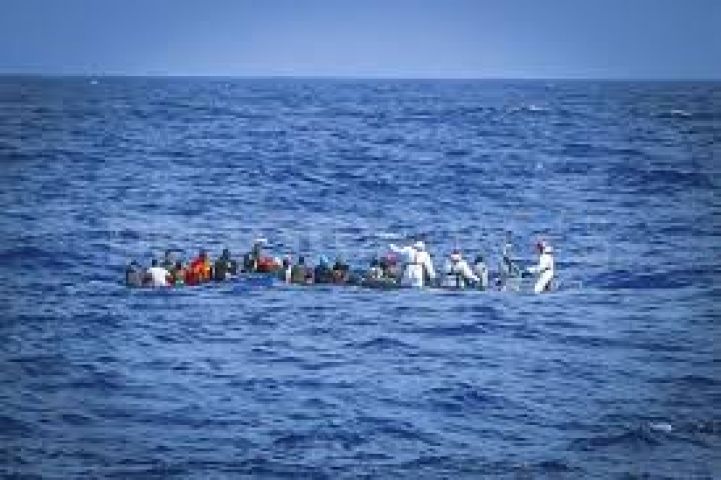 यूनान जा रही नौका के पलटने से 37 प्रवासी तुर्की तट के पास डूबे