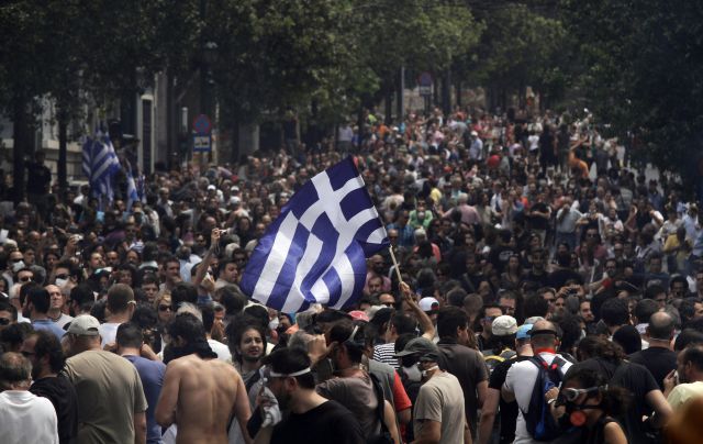 ग्रीस में आर्थिक संकट को लेकर जनमत संग्रह आज