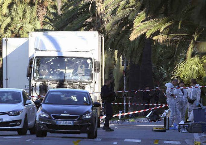 नीस शहर का ही रहने वाला है,फ्रांस में हुए आतंकी हमले का हमलावर