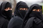 43 ब्रिटिश महिलाए सीरिया में बनी 'जेहादी दुल्हन'