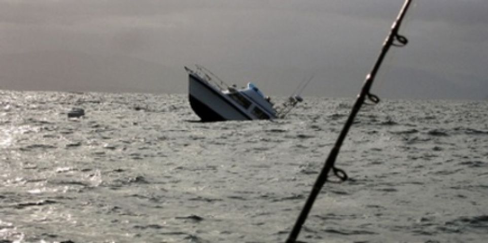 जहाज से टकराई नाव, 19 की मौत