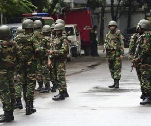 ढाका में आतंकियों के खिलाफ बड़ी कार्रवाई, 9 को मारा, दो गिरफ्तार