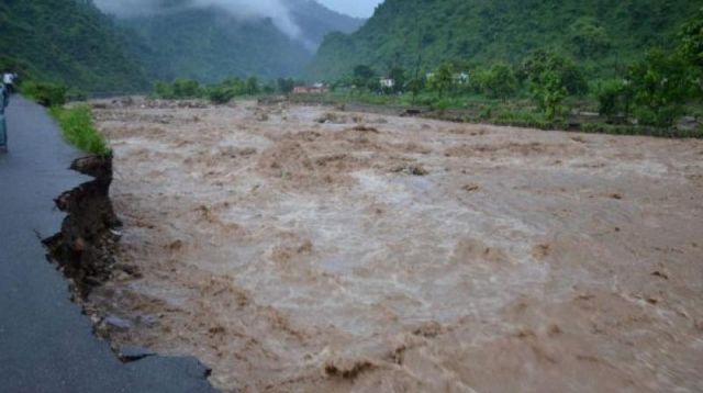 नेपाल में भारी बारिश के चलते तबाही के हालात, अब तक 54 की मौत