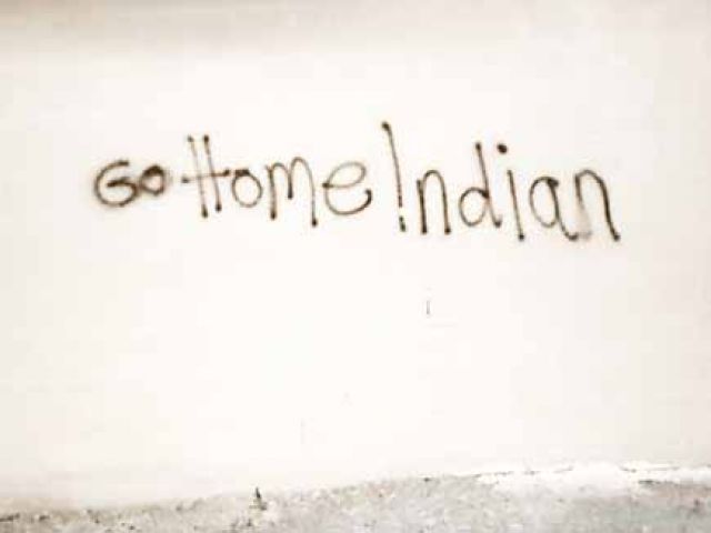 अमेरिका में भारतीय मूल के मुसलमान के साथ सांप्रदायिक हिंसा, दुकान में तोड़फोड़ कर लिखा-