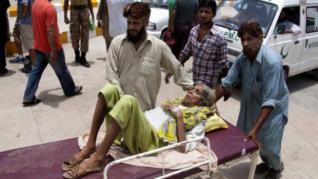 पाकिस्तान में लू का कहर : अब तक 1200 से अधिक लोगो की मौत