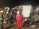 ओमान में भीषण हादसा, बस-कार-ट्रक की भिडंत,18 की मौत