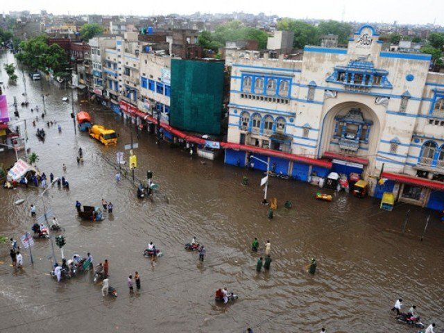 पाकिस्तान में भारी बारिश से 50 की मौत
