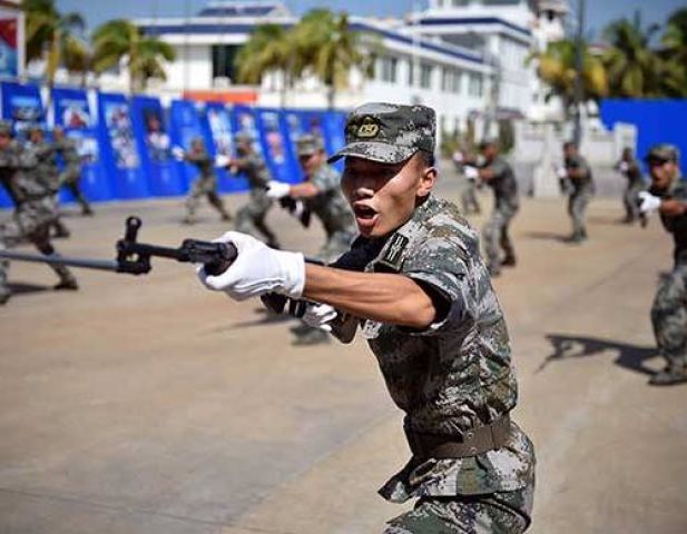 चीन जंग के लिए है बिल्कुल तैयार, लेकिन दुश्मन कौन?