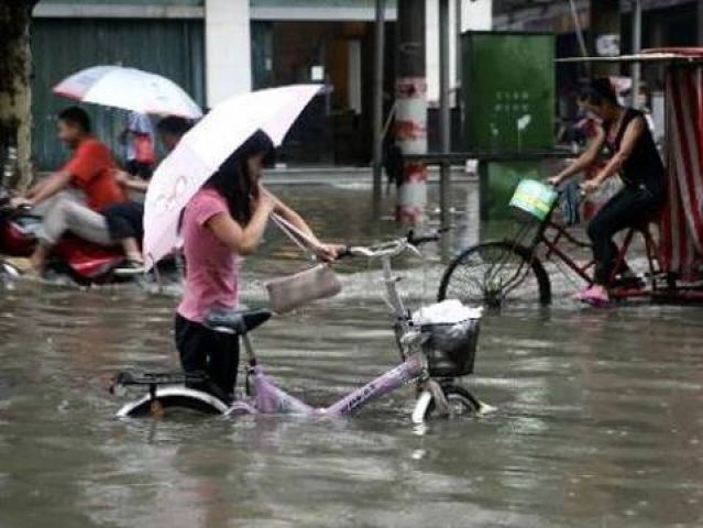 बारिश से चीन को 5.33 अरब युनान का नुकसान