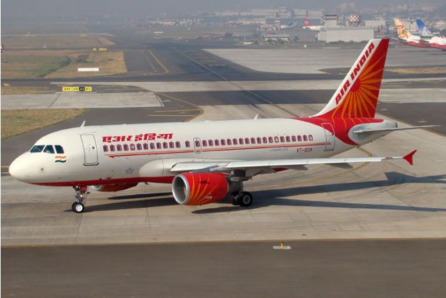 नशे की हालत में विमान उड़ाने पहुंचा एयर इंडिया का पायलट गिरफ्तार