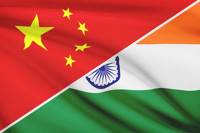 आर्थिक विकास में चीन को पीछे छोड़ देगा भारत : रिपोर्ट