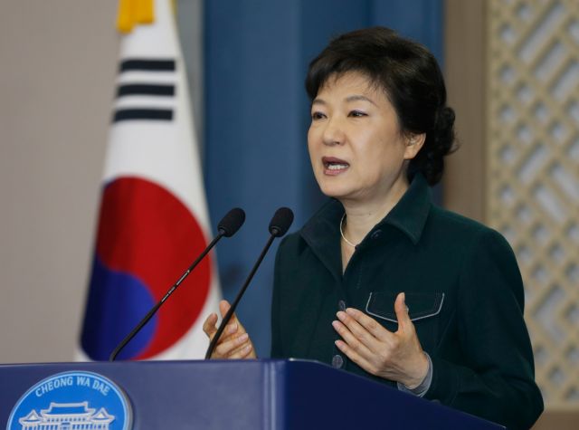 भ्रष्टाचार मामले में दक्षिण कोरिया की राष्ट्रपति से होगी पूछताछ
