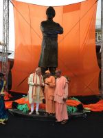 मलेशिया यात्रा : पीएम मोदी ने किया विवेकानंद प्रतिमा का अनावरण