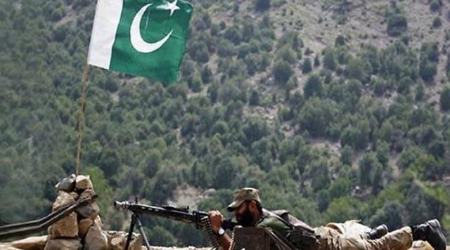 पाकिस्तान का सीजफायर उल्लंघन जारी, 18  गांवों को बना रहा निशाना