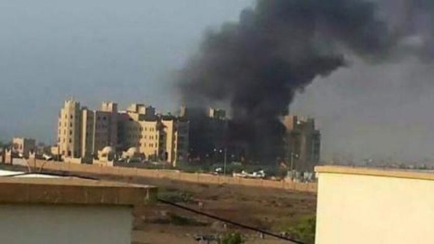 यमन की होटल पर राकेट से हमला, बाल बाल बचे PM, 18 की मौत