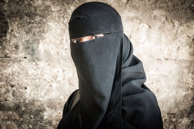 ISIS में युवकों को शामिल करने के लिए महिला करती थी कुछ ऐसा