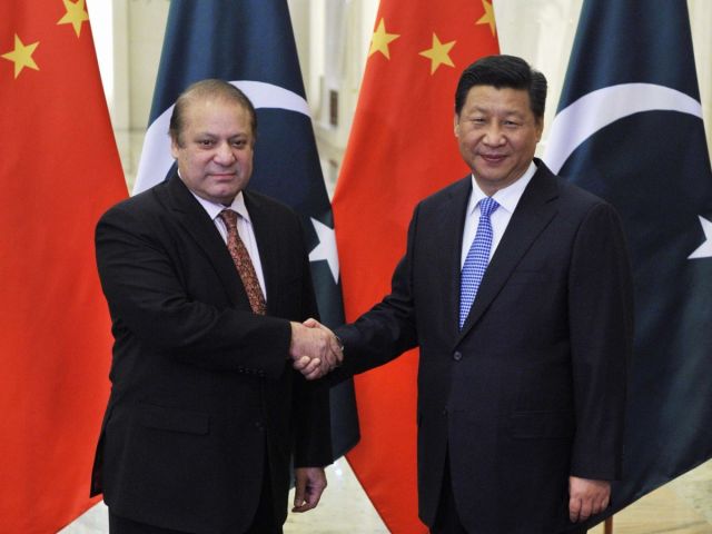 पाकिस्तान-चीन काॅरिडोर से खुद ही घबरा रहा पाकिस्तान