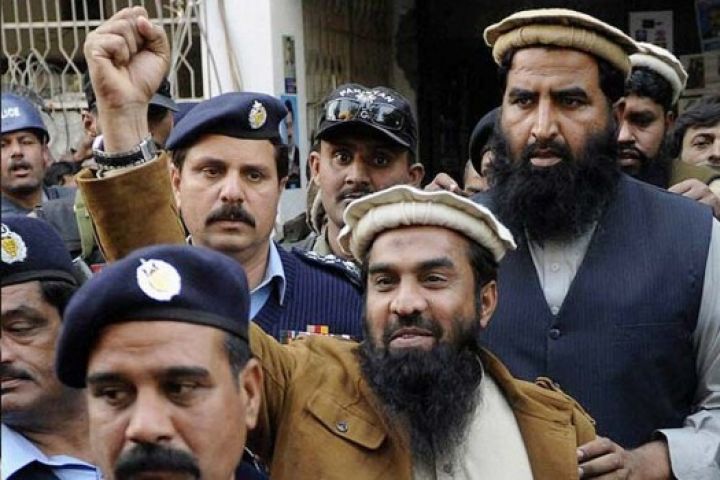 लश्कर कमांडर  लखवी समेत 26/11 मुंबई हमले के 7 आरोपियों के खिलाफ एंटी-टेरेरिज्म कोर्ट ने जारी किया नोटिस :पाकिस्तान