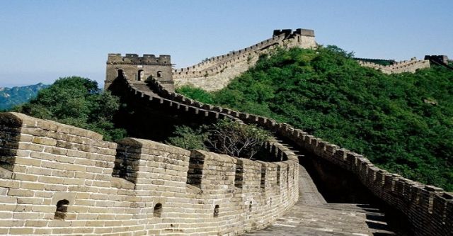 चीन की दीवार के लिए ले रहे चंदा