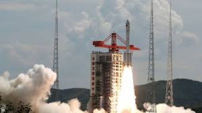 China's Long March 6A rocket explodes into space, 300 pieces