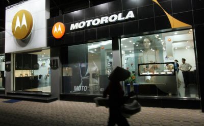 Motorola सेल्फ-हीलिंग तकनीक वाला स्मार्टफोन करने वाली है लांच