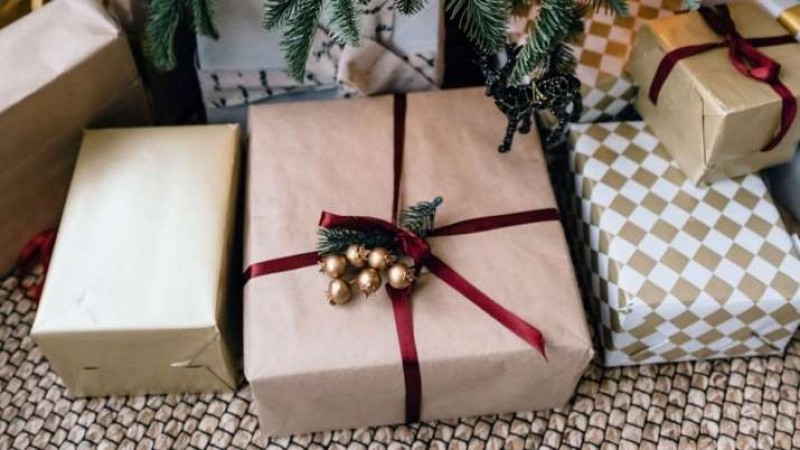 Give these special gifts to your loved ones this Christmas