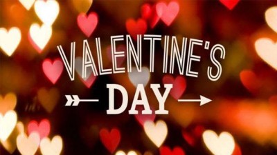 Valentine's Day 2020: इस वैलेंटाइन अपने पार्टनर को दें कुछ खास उपहार