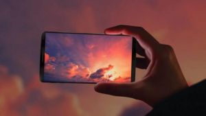 सैमसंग के स्मार्टफोन का प्रोमो आया सामने, Galaxy S8 होने का किया दावा