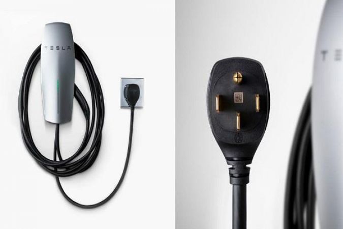 टेस्ला ने पेश किया प्लग-इन EV charger, कीमत सुन सिर पीट लेंगे आप