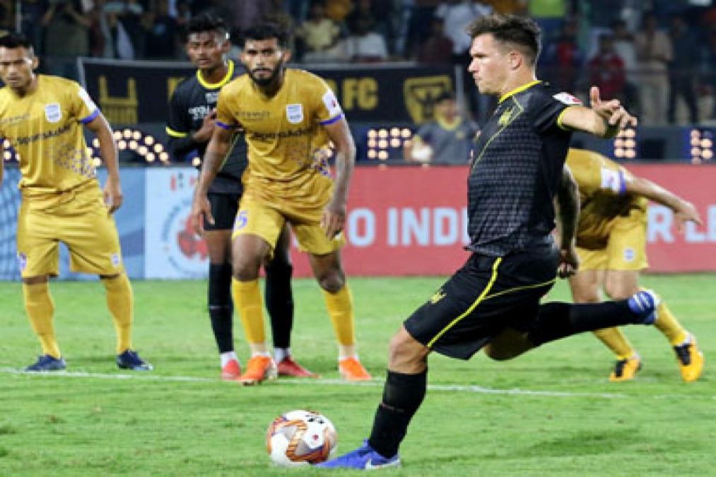 ISL 2020: Hyderabad hold Mumbai with late penalty strike
