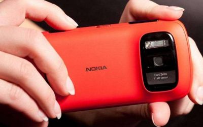 Nokia लायेगा बेहतरीन कैमरा फीचर वाले स्मार्टफोन, carl zeiss से फिर मिलाया हाथ