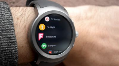 LG कंपनी के पहले स्मार्टवॉच को आप जानते है अगर नहीं तो मिलिए LG Watch Sport से