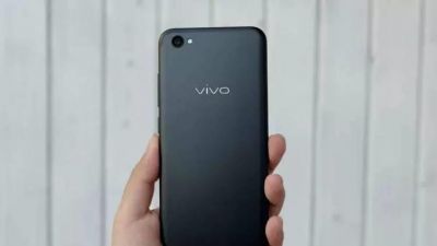 Vivo ने मैट ब्लैक वेरिएंट में लांच किया यह शानदार स्मार्टफोन