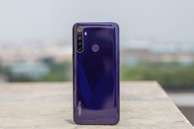 Realme 5 स्मार्टफोन की कीमत में गिरावट के बाद सामने आई नई कीमत