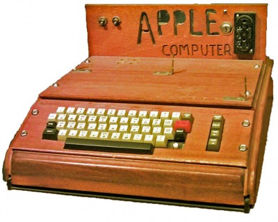OMG! first computer of Apple sold for more than Rs 2 crore