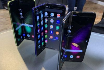 आज फिर से Samsung Galaxy Fold प्री-बुकिंग के लिए होगा उपलब्ध, जाने पूरी डिटेल्स