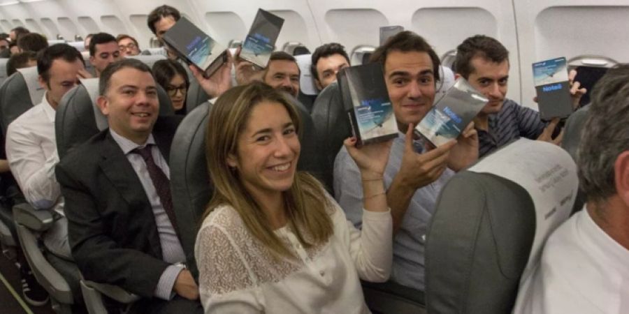 स्पेन में 200 भाग्यशाली यात्रियों को मुफ्त मिला सैमसंग गैलेक्सी नोट 8