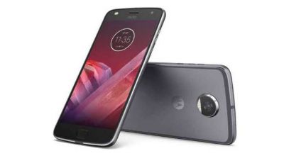 Moto Z2 Play अपनी असली कीमत से कम में उपलब्ध, खरीदने के लिए मची खलबली