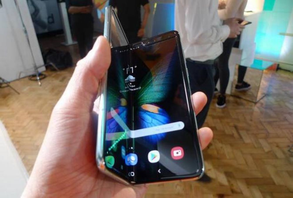 Galaxy Fold canceled pre-orders, Here's reason