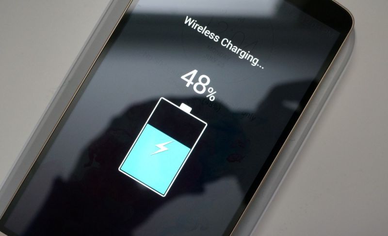 Xiaomi अपने इस स्मार्टफोन में पेश कर सकती है वायरलेस चार्जिंग सपोर्ट