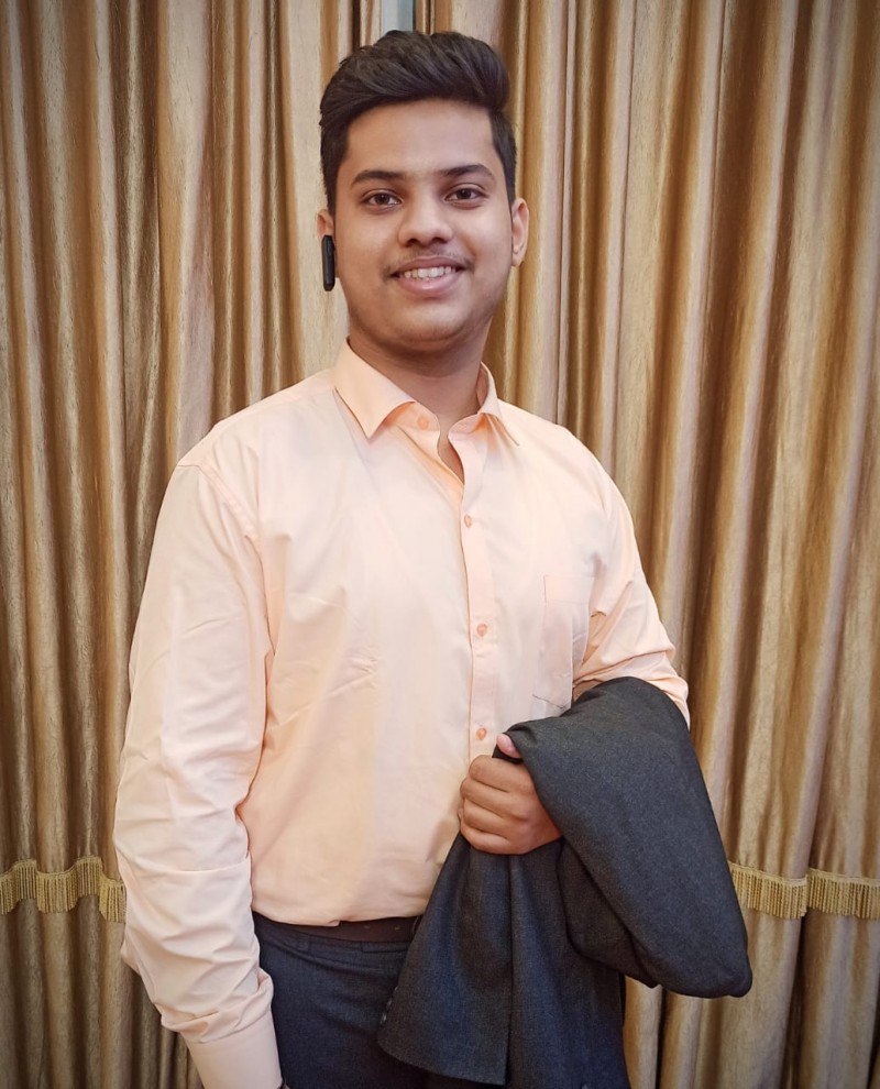 THIS IS HOW JATIN CHONKAR TRANSFORMED FROM JUST A STUDENT TO YOUNGEST DIGITAL ENTREPRENEUR