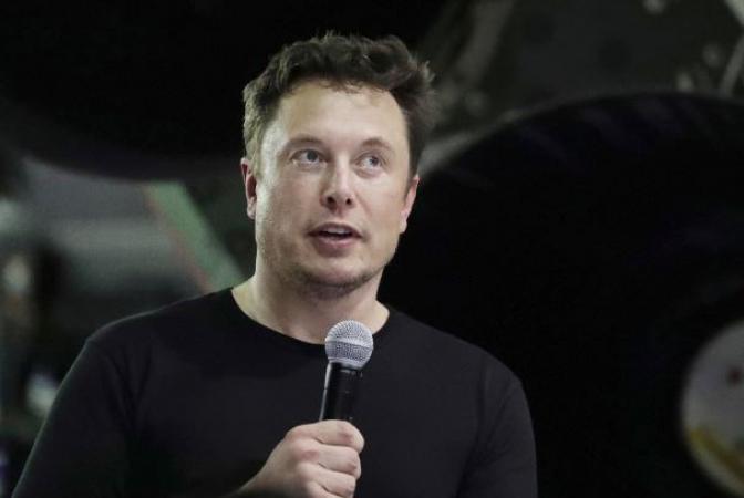 Tesla CEO Elon Musk announces Self-driving robotaxi coming in 2020