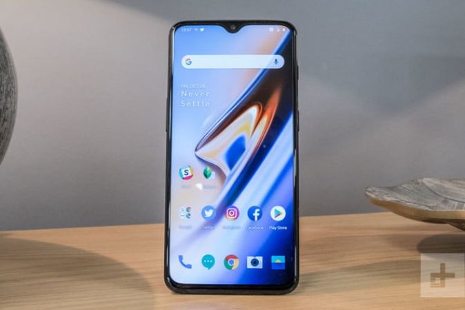 Grab a great discount on OnePlus 6T and No-Cost EMI Offers, read details
