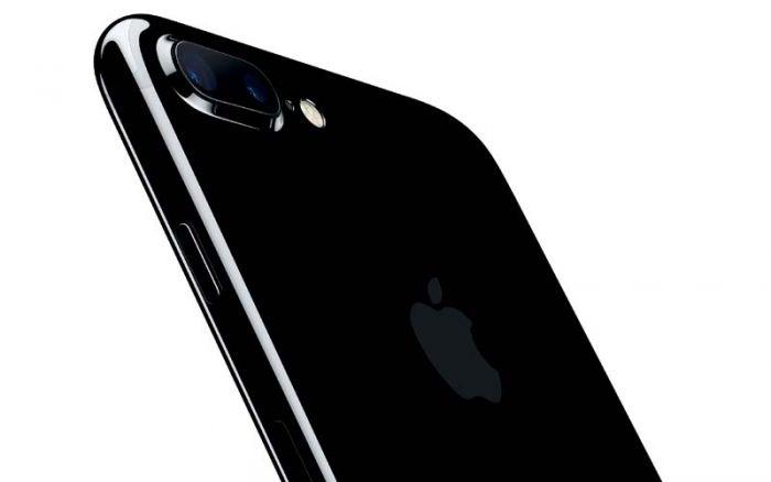 Apple reveals: all the iPhone8 models will have wireless charging feature